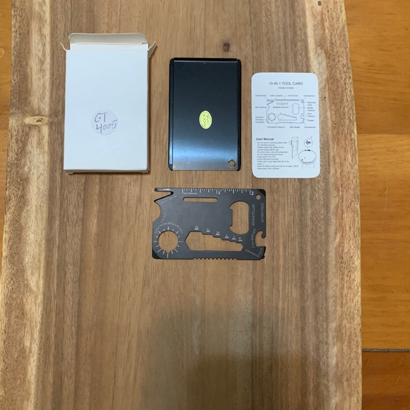 NWOT Credit Card Multi Tool - Picture 1 of 9